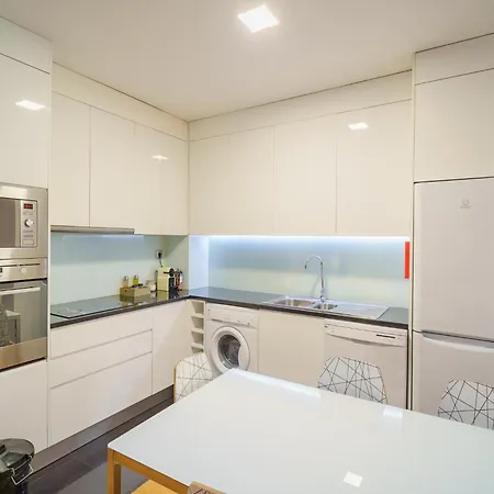 Appartement Stylish For Families Porto