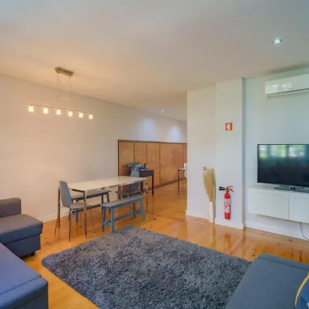 Appartamento Feel Downtown Poets Flat Oporto